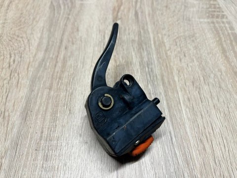SHINGU E-166E RĄCZKA GAZU MANETKA UCHWYT DŹWIGNIA SHINGU E-166E RĄCZKA GAZU MANETKA UCHWYT DŹWIGNIA