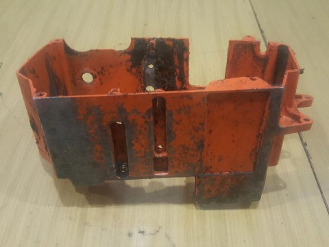 SHINDAIWA YB 301 OBUDOWA OSŁONA POKRYWA KORPUS SHINDAIWA YB 301 OBUDOWA OSŁONA POKRYWA KORPUS
