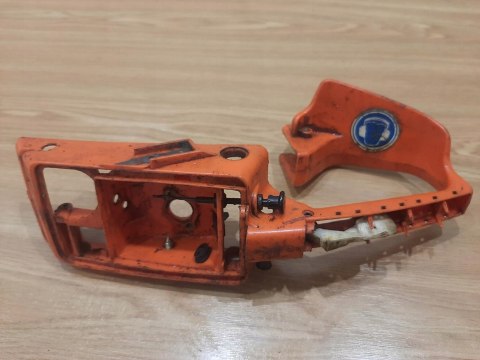 SHINDAIWA YB 301 RĄCZKA GAZU RĘKOJEŚĆ OBUDOWA SHINDAIWA YB 301 RĄCZKA GAZU RĘKOJEŚĆ OBUDOWA