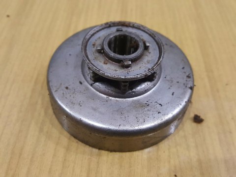 SHINDAIWA YB 301 SPRZĘGŁO DZWON KOSZ BĘBEN KPL SHINDAIWA YB 301 SPRZĘGŁO DZWON KOSZ BĘBEN KPL
