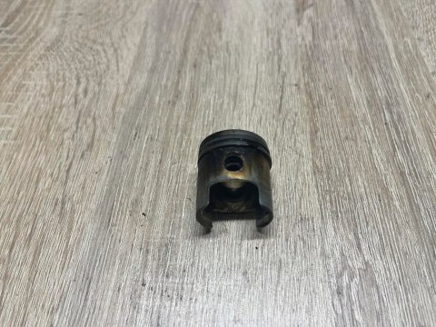SHINGU E-160 CYLINDER TŁOK KOMPLET SHINGU E-160 CYLINDER TŁOK KOMPLET