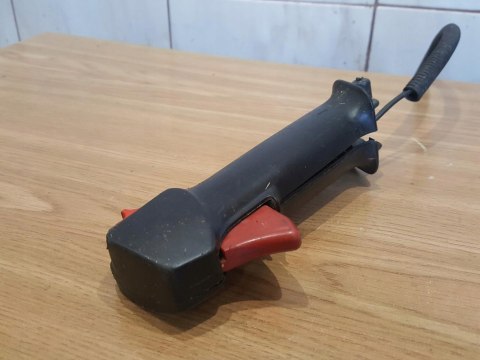 WEED EATER XT-125KT RĄCZKA GAZU RĘKOJEŚĆ UCHWYT WEED EATER XT-125KT RĄCZKA GAZU RĘKOJEŚĆ UCHWYT