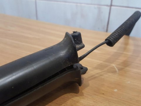 WEED EATER XT-125KT RĄCZKA GAZU RĘKOJEŚĆ UCHWYT WEED EATER XT-125KT RĄCZKA GAZU RĘKOJEŚĆ UCHWYT