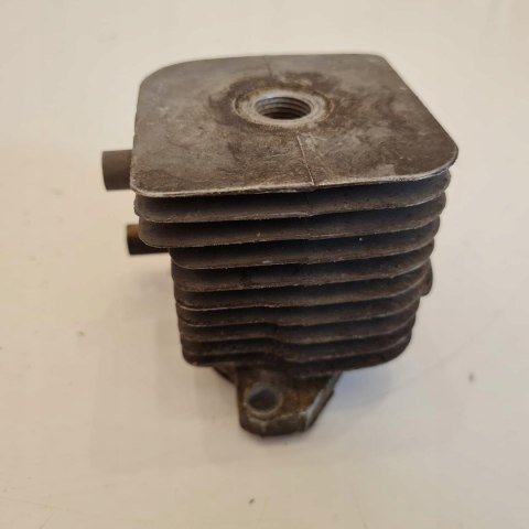 MCCULLOCH MAC 25 CYLINDER TŁOK ORYGINAŁ KOMPLET MCCULLOCH MAC 25 CYLINDER TŁOK ORYGINAŁ KOMPLET