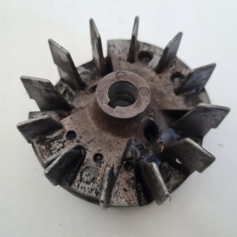 SHINDAIWA T-23 MAGNETO KOŁO MAGNESOWE SHINDAIWA T-23 MAGNETO KOŁO MAGNESOWE