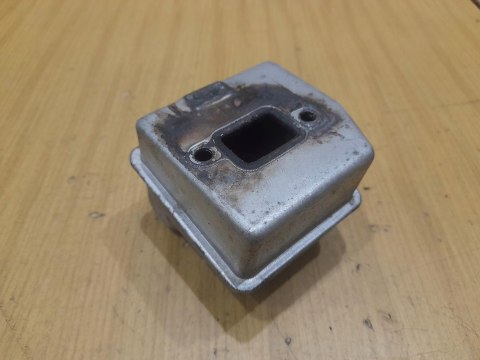 HOMELITE HCS3435BA TŁUMIK WYDECH HOMELITE HCS3435BA TŁUMIK WYDECH