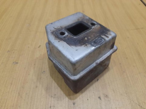 HOMELITE HCS3435BA TŁUMIK WYDECH HOMELITE HCS3435BA TŁUMIK WYDECH
