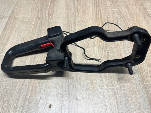 HOMELITE HT-17 RĄCZKA GAZU RĘKOJEŚĆ UCHWYT OBUDOWA HOMELITE HT-17 RĄCZKA GAZU RĘKOJEŚĆ UCHWYT OBUDOWA