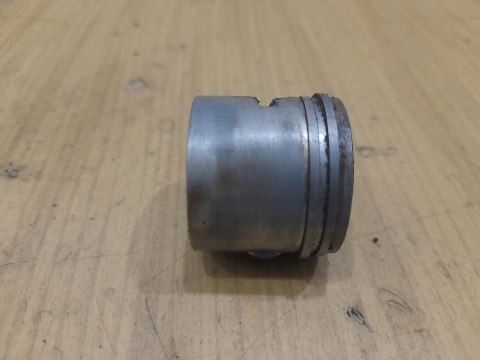 SHINDAIWA F-18 CYLINDER TŁOK ORYGINAŁ KOMPLET SHINDAIWA F-18 CYLINDER TŁOK ORYGINAŁ KOMPLET