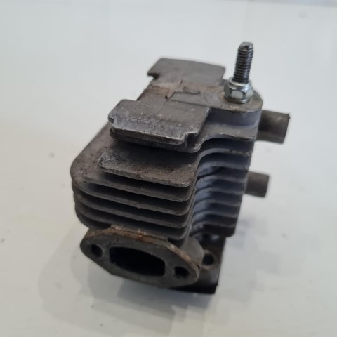 SHINDAIWA F-18 CYLINDER TŁOK ORYGINAŁ KOMPLET SHINDAIWA F-18 CYLINDER TŁOK ORYGINAŁ KOMPLET