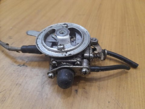SHINDAIWA F-18 RĄCZKA GAZU GAŹNIK ORYGINAŁ KOMPLET SHINDAIWA F-18 RĄCZKA GAZU GAŹNIK ORYGINAŁ KOMPLET