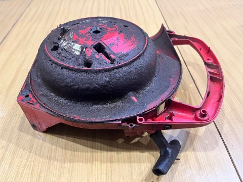 HOMELITE HB-180V SZARPAK STARTER OBUDOWA HOMELITE HB-180V SZARPAK STARTER OBUDOWA