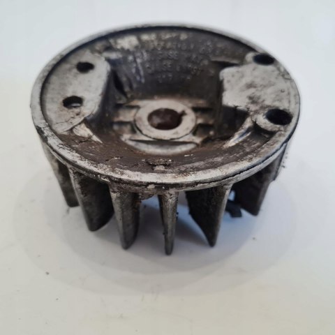 HOMELITE HBC-30B MAGNETO KOŁO MAGNESOWE HOMELITE HBC-30B MAGNETO KOŁO MAGNESOWE
