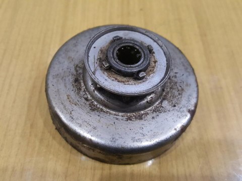 SHINDAIWA 350 SPRZĘGŁO KOSZ DZWON BĘBEN KPL SHINDAIWA 350 SPRZĘGŁO KOSZ DZWON BĘBEN KPL