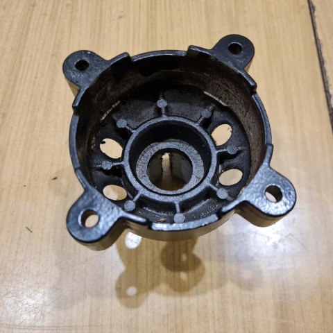 HOMELITE D33 30C OSŁONA OBUDOWA KORPUS HOMELITE D33 30C OSŁONA OBUDOWA KORPUS