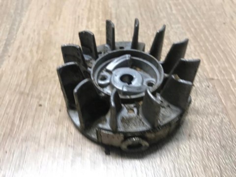 SHINDAIWA 300 MAGNETO KOŁO MAGNESOWE SHINDAIWA 300 MAGNETO KOŁO MAGNESOWE