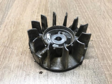 SHINDAIWA 300 MAGNETO KOŁO MAGNESOWE SHINDAIWA 300 MAGNETO KOŁO MAGNESOWE