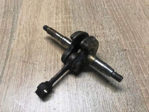 SHINDAIWA 300 WAŁ KORBOWY KORBOWÓD SHINDAIWA 300 WAŁ KORBOWY KORBOWÓD