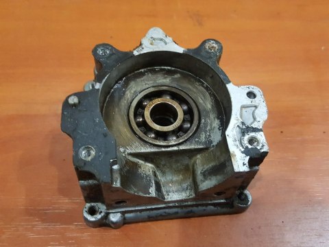 VICTUS BC32 KARTER OBUDOWA SILNIKA KORPUS POŁÓWKA VICTUS BC32 KARTER OBUDOWA SILNIKA KORPUS POŁÓWKA