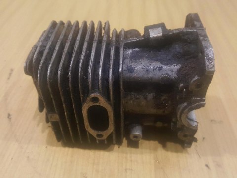 HOMELITE 150 AUTOMATIC CYLINDER TŁOK ORYGINAŁ KPL HOMELITE 150 AUTOMATIC CYLINDER TŁOK ORYGINAŁ KPL