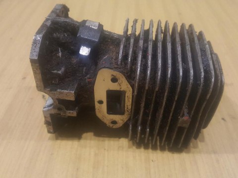 HOMELITE 150 AUTOMATIC CYLINDER TŁOK ORYGINAŁ KPL HOMELITE 150 AUTOMATIC CYLINDER TŁOK ORYGINAŁ KPL