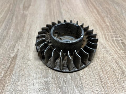 UNIROPA P 390 MAGNETO KOŁO MAGNESOWE UNIROPA P 390 MAGNETO KOŁO MAGNESOWE