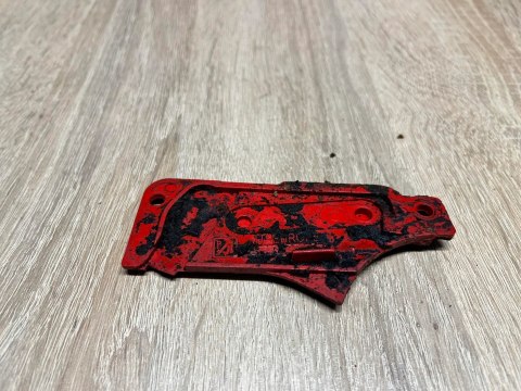 UNIROPA P 390 OSŁONA OBUDOWA MASKOWNICA UNIROPA P 390 OSŁONA OBUDOWA MASKOWNICA