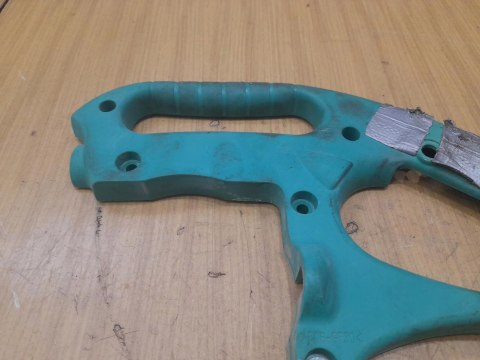 HITACHI CC14SF RĄCZKA RĘKOJEŚĆ OSŁONA OBUDOWA HITACHI CC14SF RĄCZKA RĘKOJEŚĆ OSŁONA OBUDOWA