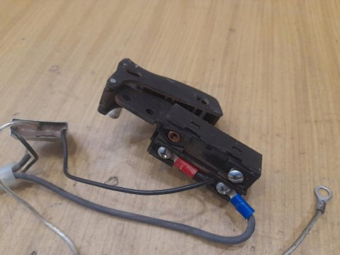 HITACHI CC14SF WŁĄCZNIK WYŁĄCZNIK PRZYCISK HITACHI CC14SF WŁĄCZNIK WYŁĄCZNIK PRZYCISK