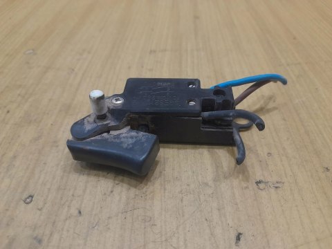 HITACHI CC14SF WŁĄCZNIK WYŁĄCZNIK PRZYCISK HITACHI CC14SF WŁĄCZNIK WYŁĄCZNIK PRZYCISK