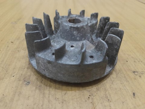 HITACHI CG22EAS MAGNETO KOŁO MAGNESOWE HITACHI CG22EAS MAGNETO KOŁO MAGNESOWE