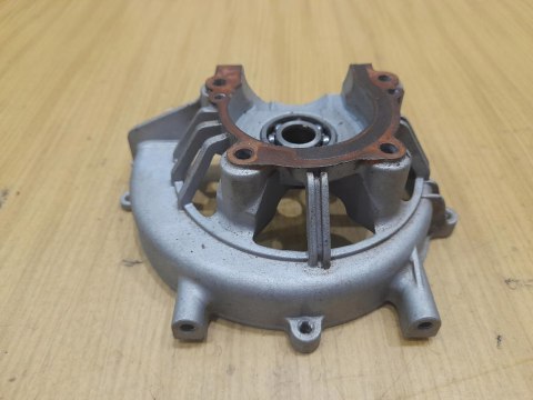 HITACHI RB 24 EAP KARTER OBUDOWA SILNIKA KORPUS HITACHI RB 24 EAP KARTER OBUDOWA SILNIKA KORPUS