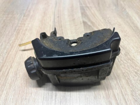 MCCULLOCH 836 AV ZBIORNIK PALIWA BAK MCCULLOCH 836 AV ZBIORNIK PALIWA BAK