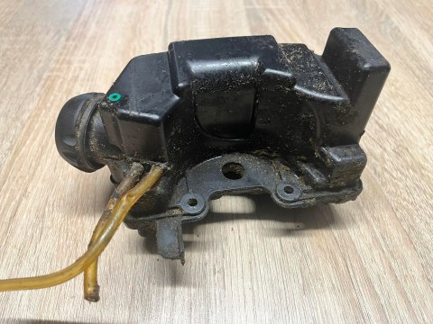 MCCULLOCH 836 AV ZBIORNIK PALIWA BAK MCCULLOCH 836 AV ZBIORNIK PALIWA BAK