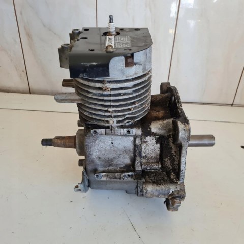 UNIROPA 110/96 TECUMSEH 10HP SILNIK SŁUPEK SPRAWNY ! UNIROPA 110/96 TECUMSEH 10HP SILNIK SŁUPEK SPRAWNY !