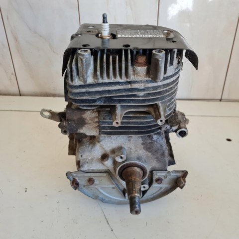 UNIROPA 110/96 TECUMSEH 10HP SILNIK SŁUPEK SPRAWNY ! UNIROPA 110/96 TECUMSEH 10HP SILNIK SŁUPEK SPRAWNY !