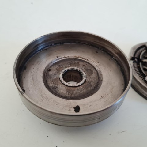 HARDER PN 3800 SPRZĘGŁO BĘBEN DZWON KOSZ KPL HARDER PN 3800 SPRZĘGŁO BĘBEN DZWON KOSZ KPL