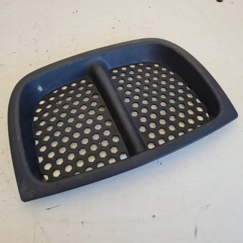 SENTINEL 125/96 BRIGGS 12HP ATRAPA GRILL MASKI POKRYWY SILNIKA SENTINEL 125/96 BRIGGS 12HP ATRAPA GRILL MASKI POKRYWY SILNIKA
