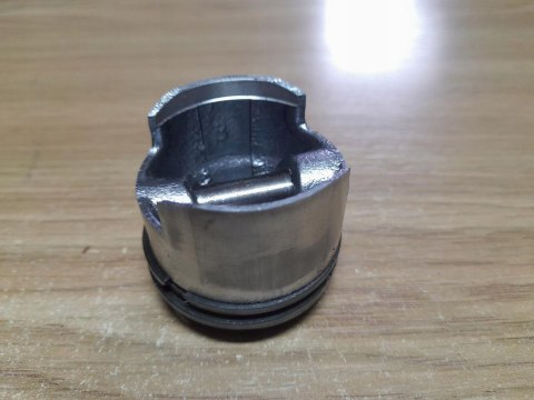 TOYAMA RT43 CYLINDER TŁOK ORYGINAŁ KOMPLET TOYAMA RT43 CYLINDER TŁOK ORYGINAŁ KOMPLET