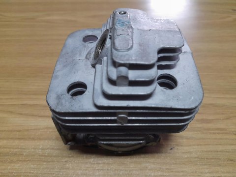 TOYAMA RT43 CYLINDER TŁOK ORYGINAŁ KOMPLET TOYAMA RT43 CYLINDER TŁOK ORYGINAŁ KOMPLET