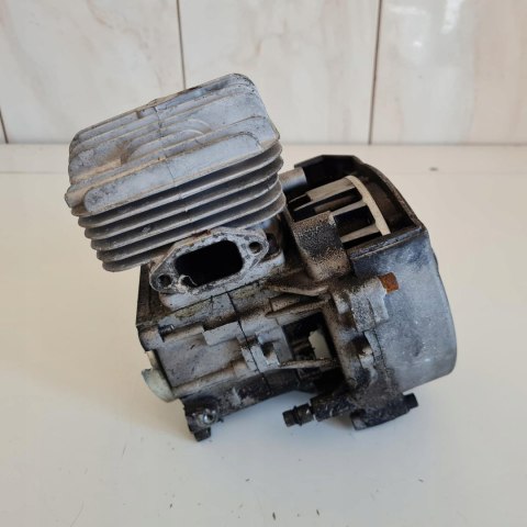 HARDER BC 520-2 SILNIK CYLINDER TŁOK WAŁ SPRZĘGŁO KPL HARDER BC 520-2 SILNIK CYLINDER TŁOK WAŁ SPRZĘGŁO KPL