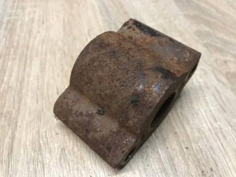 TORO 489 OHV UCHWYT MOCOWANIE TULEJA TORO 489 OHV UCHWYT MOCOWANIE TULEJA