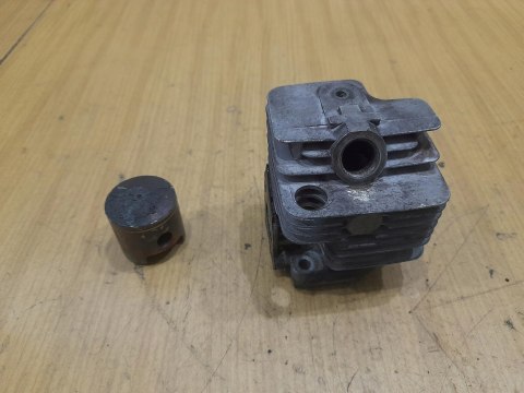 MARUYAMA BE 230 CYLINDER TŁOK ORYGINAŁ KOMPLET MARUYAMA BE 230 CYLINDER TŁOK ORYGINAŁ KOMPLET