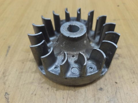 MARUYAMA BE 230 MAGNETO KOŁO MAGNESOWE MARUYAMA BE 230 MAGNETO KOŁO MAGNESOWE
