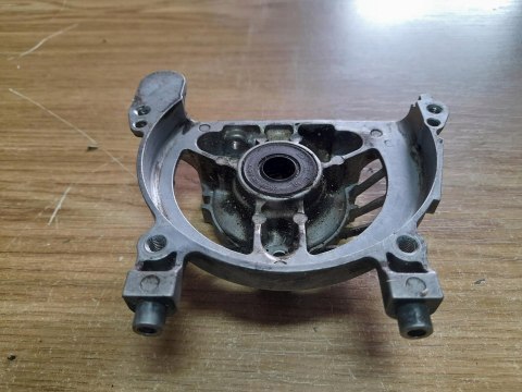 MARUYAMA EE230 KARTER OBUDOWA SILNIKA KORPUS MARUYAMA EE230 KARTER OBUDOWA SILNIKA KORPUS
