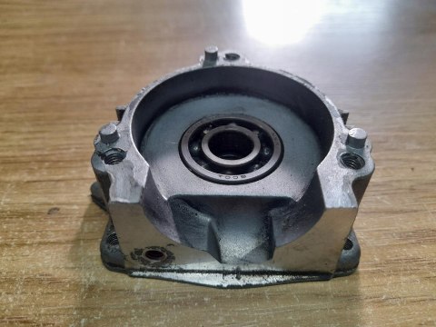 MARUYAMA EE230 KARTER OBUDOWA SILNIKA KORPUS MARUYAMA EE230 KARTER OBUDOWA SILNIKA KORPUS