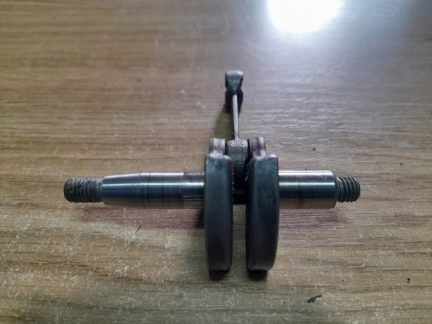 MARUYAMA EE230 WAŁ KORBOWY KORBOWÓD MARUYAMA EE230 WAŁ KORBOWY KORBOWÓD