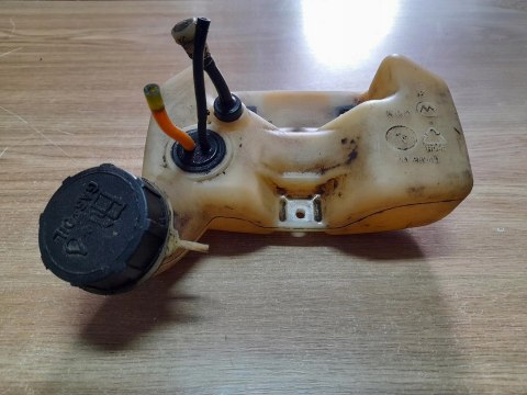 MARUYAMA EE230 ZBIORNIK PALIWA BAK MARUYAMA EE230 ZBIORNIK PALIWA BAK