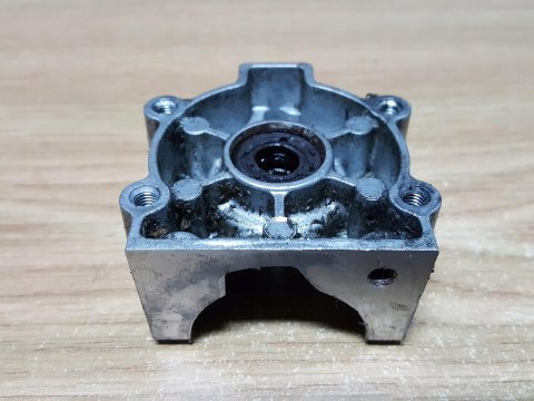 MARUYAMA HT230DR KARTER OBUDOWA SILNIKA KORPUS MARUYAMA HT230DR KARTER OBUDOWA SILNIKA KORPUS