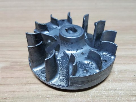 MARUYAMA HT230DR MAGNETO KOŁO MAGNESOWE MARUYAMA HT230DR MAGNETO KOŁO MAGNESOWE